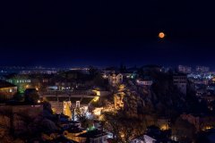 „Hills under the supermoon“