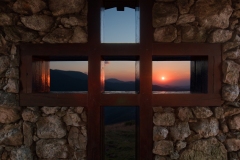 „Sunset cross“
